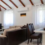 Holiday home Authentic Dalmatian Treasure Homes *