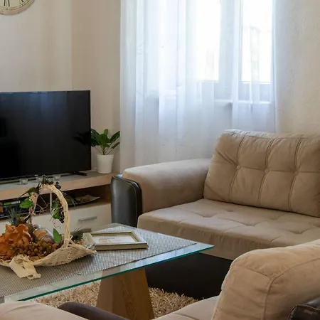 Authentic Dalmatian Treasure Homes Orebić