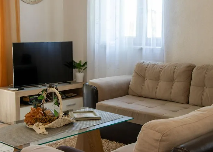 Authentic Dalmatian Treasure Homes Orebić