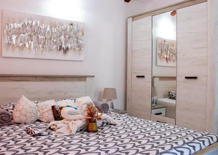 Nyaraló Authentic Dalmatian Treasure Homes