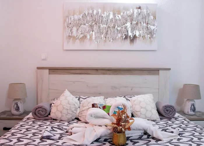 Authentic Dalmatian Treasure Homes * Orebić